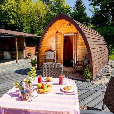 Ty Grug Pods Hotel Bryngwyn Екстериор снимка