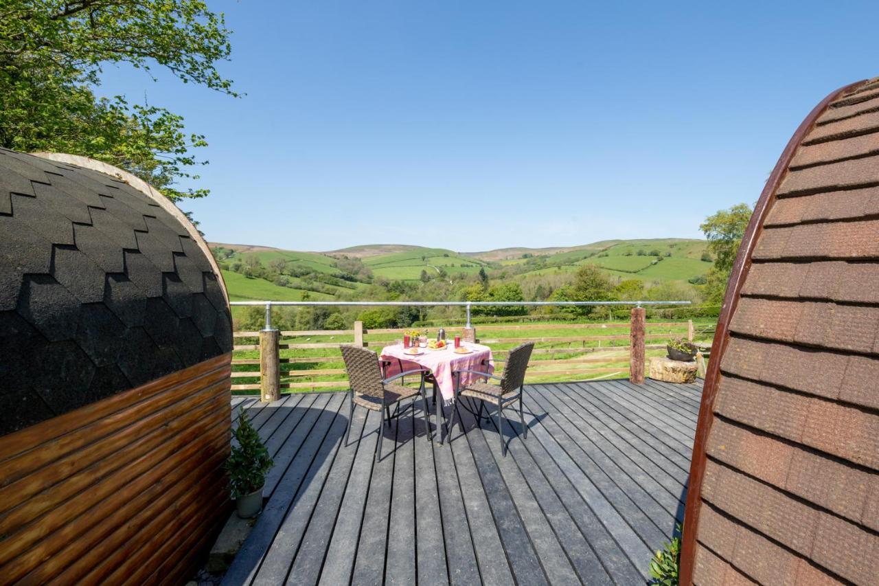 Ty Grug Pods Hotel Bryngwyn Екстериор снимка