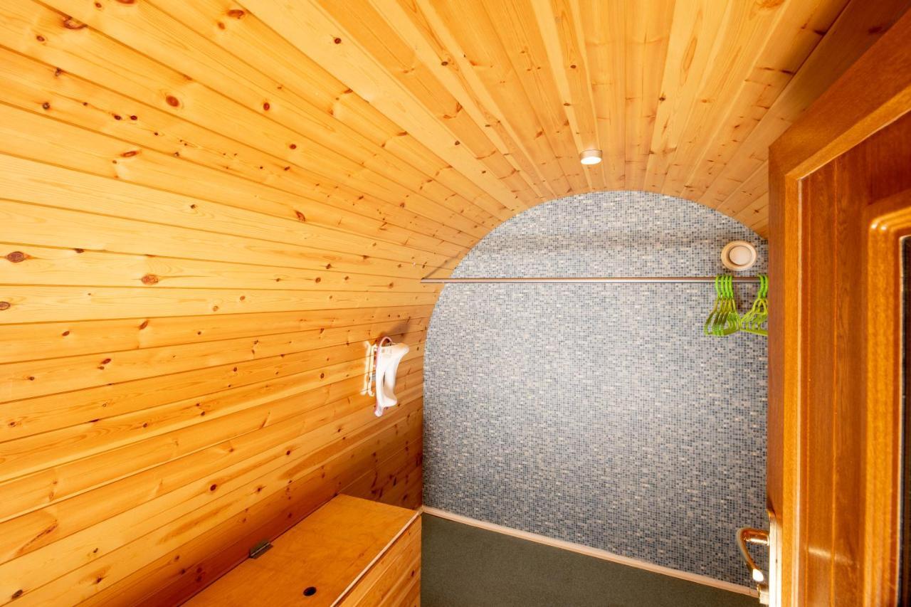 Ty Grug Pods Hotel Bryngwyn Екстериор снимка