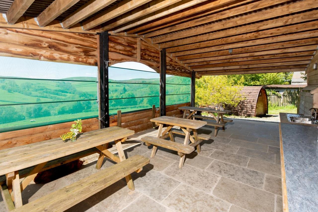 Ty Grug Pods Hotel Bryngwyn Екстериор снимка